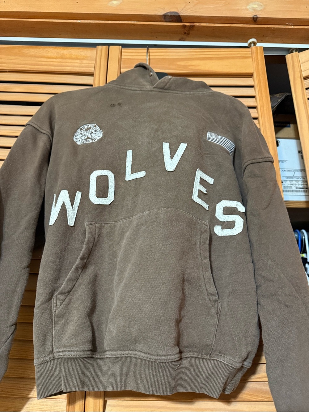 Wolves Brown Pullover Hoodie Sweatshirt - Men's